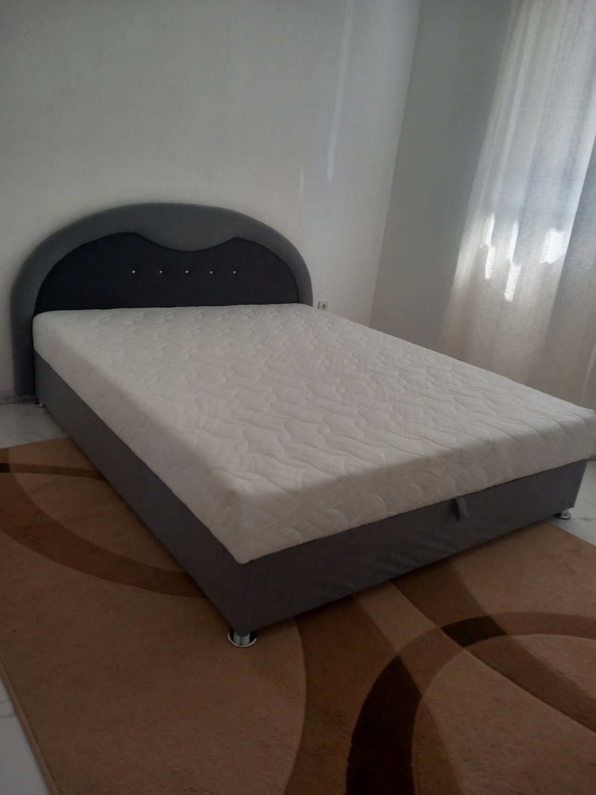 Tapecirani Krevet